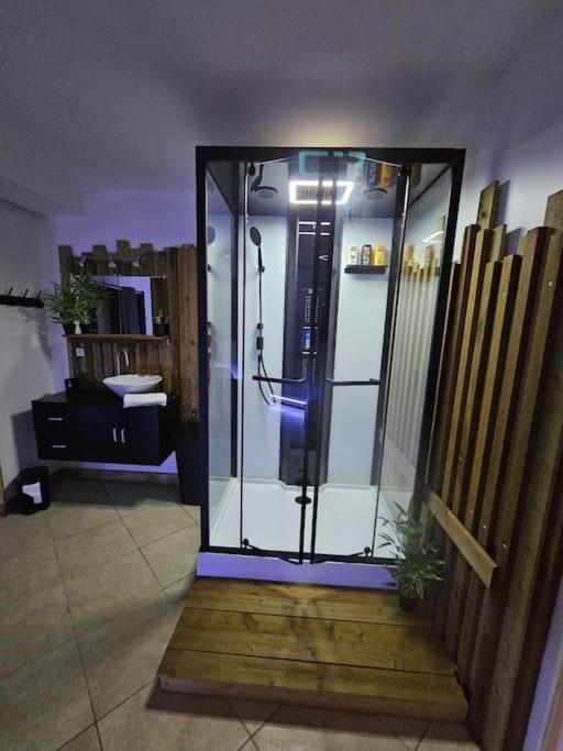 Little Loft Apartment Thezan-les-Beziers Exterior photo